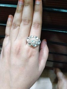 Sparkling Gemstone Ring
