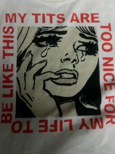 Y2K style graphic crop top💋