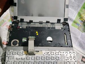 Laptop 10 Inch sSD 80gb  Heat Issue Need Repair