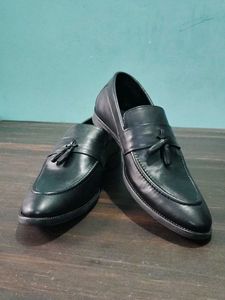 Black Tassel Loafers