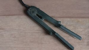 Nova Hair Straightener