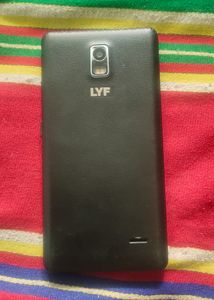 4G MOBILE WITH GOOD WORKING CONDITION AT LOW COST