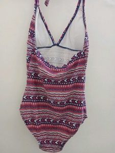 Patterned Swimsuit 🛍️🌷