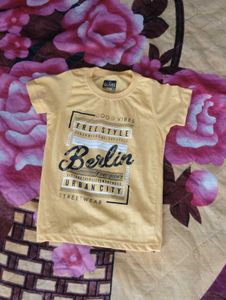 Boys&#39; T-Shirt Bundle - Size Unknown