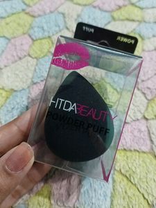 Huda Beauty Powder Puff Black