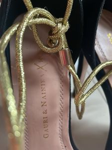 Gauri &amp; Nainika pencil heel