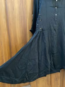 Elegant Black Tunic Top