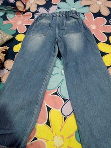FADED DENIM JEANS