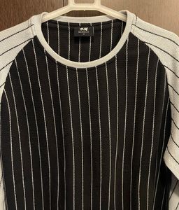 H&amp;M Striped Relaxed Fit Sweatshirt