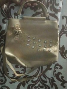 Elegant Gold Crossbody Bag