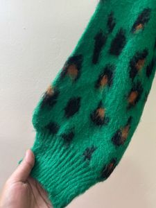 Green Leopard Print cropped Sweater
