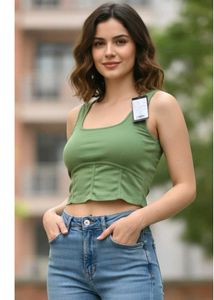 ✅BRAND New Beautiful Oilve Green Top✅