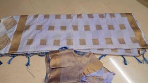 Elegant Saree with Blouse Piece