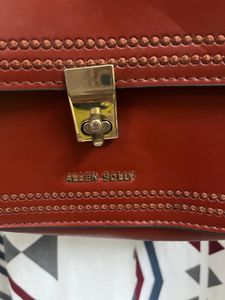 Allen Silly Sling Bag