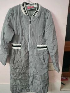 Elegant Grey Puffer Coat/ jacket