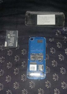 Retro Bitech Cell Phone