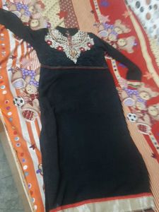 Elegant Black Embroidered Kurti