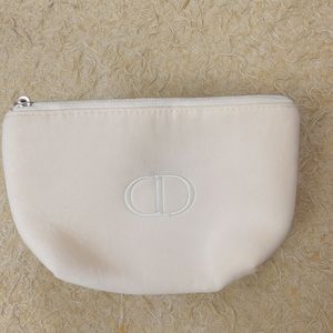 Dior Beauty Pouch!!