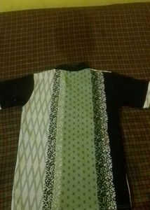 Patterned Zip-Up Polo Shirt