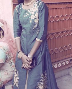 #flashsale Grab Fast.....Beautiful Gown With Skirt