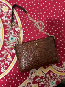 Brown Croc-Embossed Chain Bag
