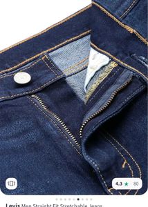 brand new Levi's straight fit jeans size 30