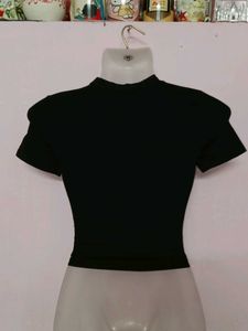URBANIC Women&#39;s Cross Tie-up Top
