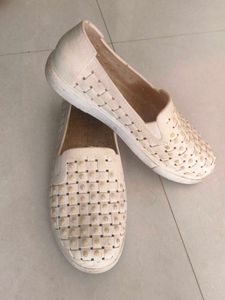 Nice Rainy Shoes 👟