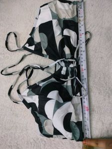 Abstract Print 💚38Bikini Top