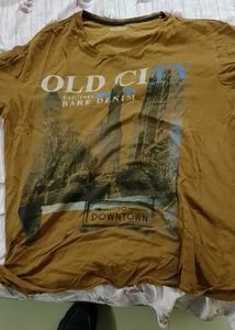 hi I want to sell thus brand t shirt for sale