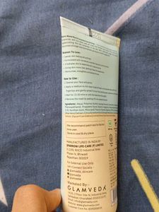 B1G1 KOREAN PEEL OFF FACE MASK
