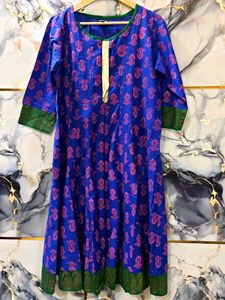 GLOBUS Blue Printed Kurta