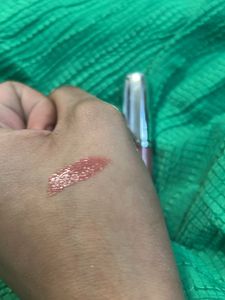 Faces Canada Beyond Shine Lip Gloss