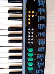 CASIO SA-21 PIANO KEYBOARD IN EXCELLENT CONDITION WITH ADAPTER Please Create Combo And Save On Delivery Fee Please Check My Closet🙂