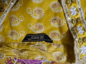 KianaWomen Pure Cotton Kurta