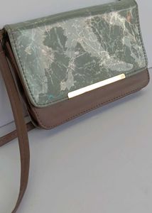 Sling Bag 🛍️🛍️🛍️