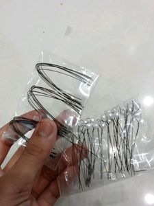 Invisible &#39;u&#39; pin for hairs and bun
