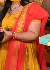 price dropped!!! heavy mustard lehenga