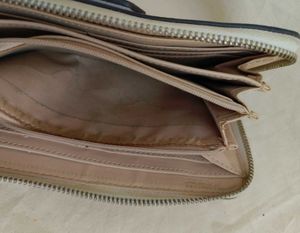 Guess Wallet Coded