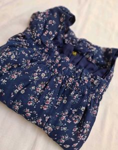 Blue Floral Puff Sleeve Top