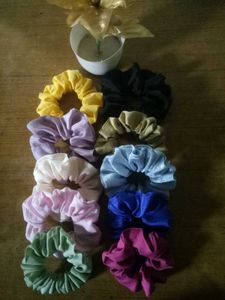 10 Handmade Scrunchies – Soft &amp; Stylish. Only ₹150