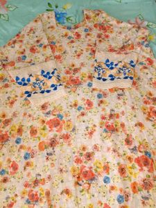 Floral Embroidered Kurti