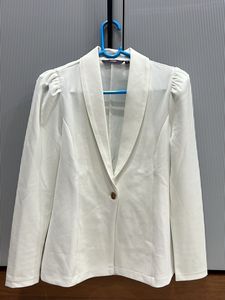 Elegant White Blazer