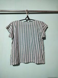 Vertical Vibes Tee 👕