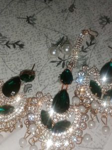 Emerald Stone Earrings
