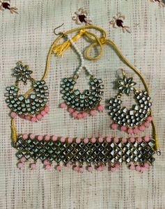 Gold-toned Earrings &amp; Maang Tikka Set