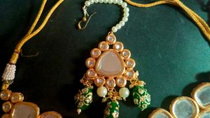 Kundan Necklace &amp; Earring Set