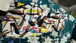 Sleeveless kurta you can team up wi