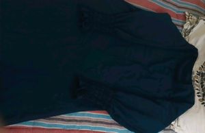 women abaya with hijaab