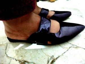 Burgundy Pointed Toe Mules